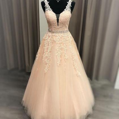 Lace Applique Pink Tulle V-neck Prom Dress With..