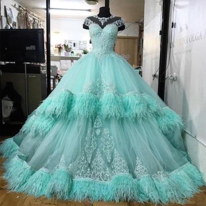 Light Green Tulle Tiered Prom Dresses O Neck Cap..