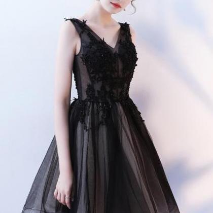 A Line V Neck Black Homecoming Dresses,short Tulle..