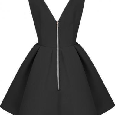 Black Short V-neck Simple Homecoming Dresses Party..