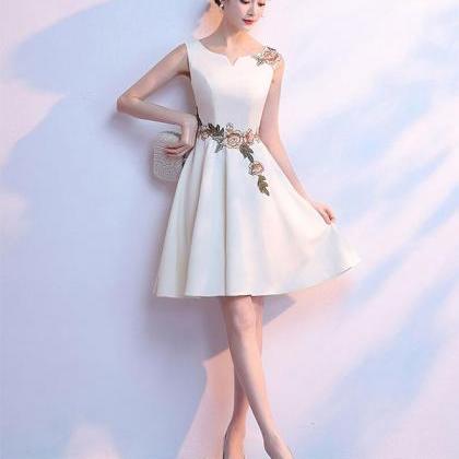 Champagne Soft Satin Short Evening Dresses Short Prom Dress main image 1