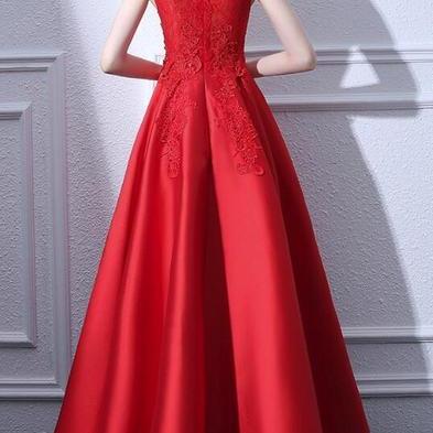 Beautiful Red Satin And Lace High Low Round..