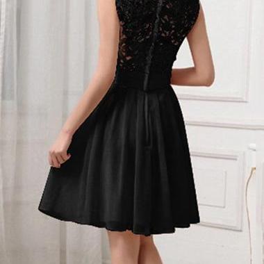 Black Chiffon And Lace Sleeves Knee Length..
