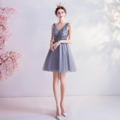 Sliver-grey Beaded Short Tulle Homecoming Dress..