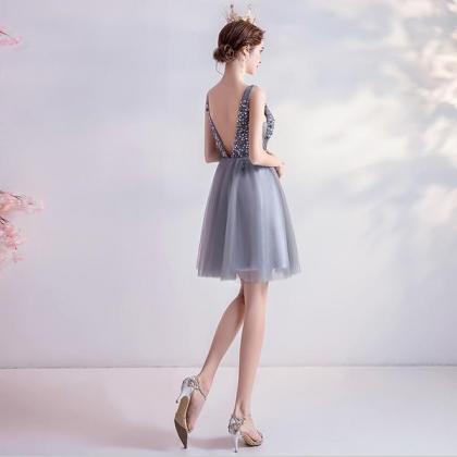 Sliver-grey Beaded Short Tulle Homecoming Dress..