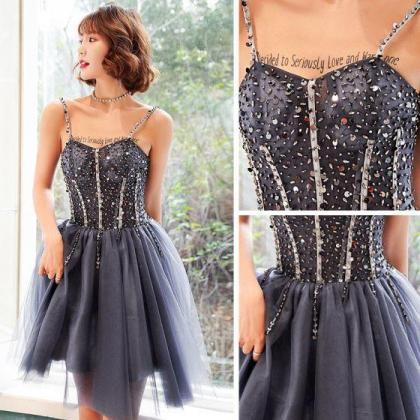 Chic Tulle Beaded Straps Knee Length Homecoming..