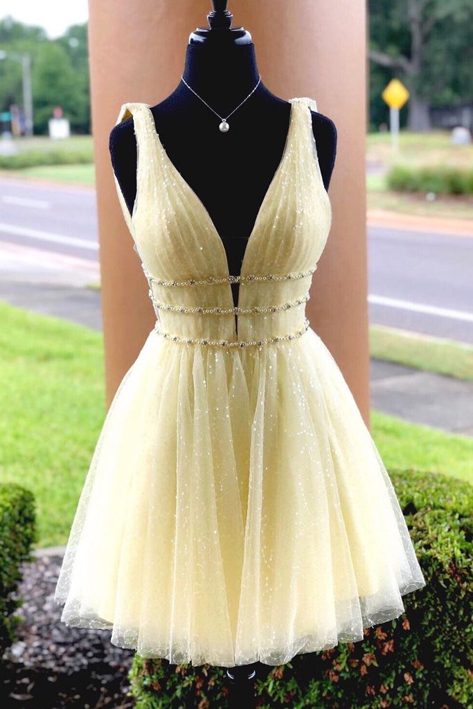 Yellow Sparkly Beading Short Prom Dresses Sequins Homecoming Dress