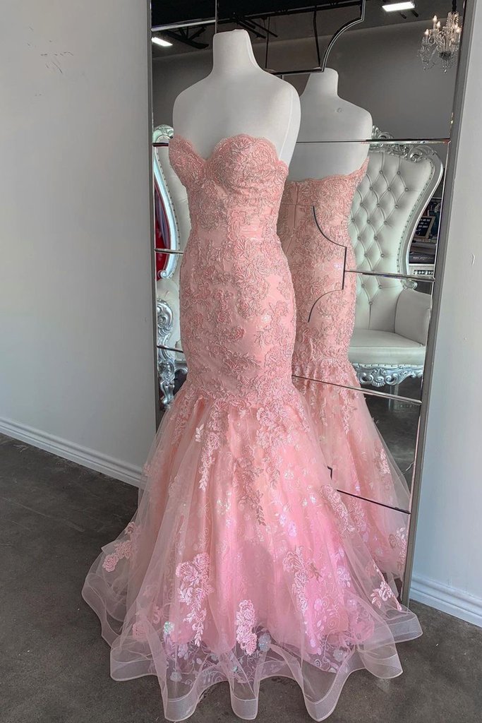 Stunning Pink Tulle Mermaid Prom Dress With Lace Appliques