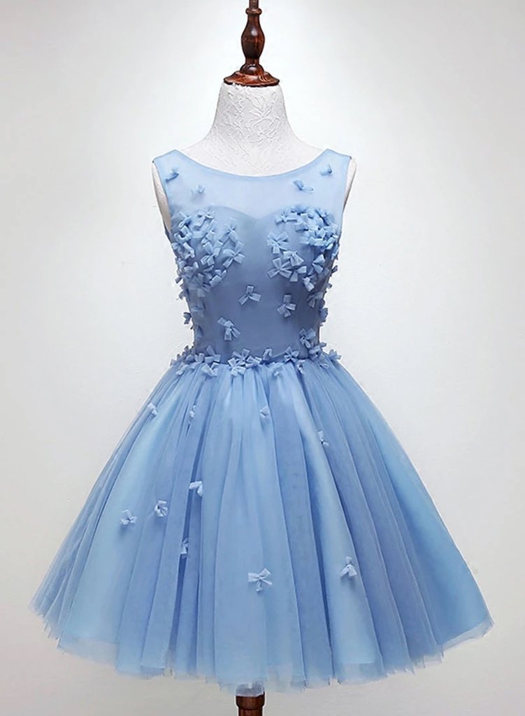 Blue Tulle Round Neck Short A Line Prom Dress, Bridesmaid Dress With Applique