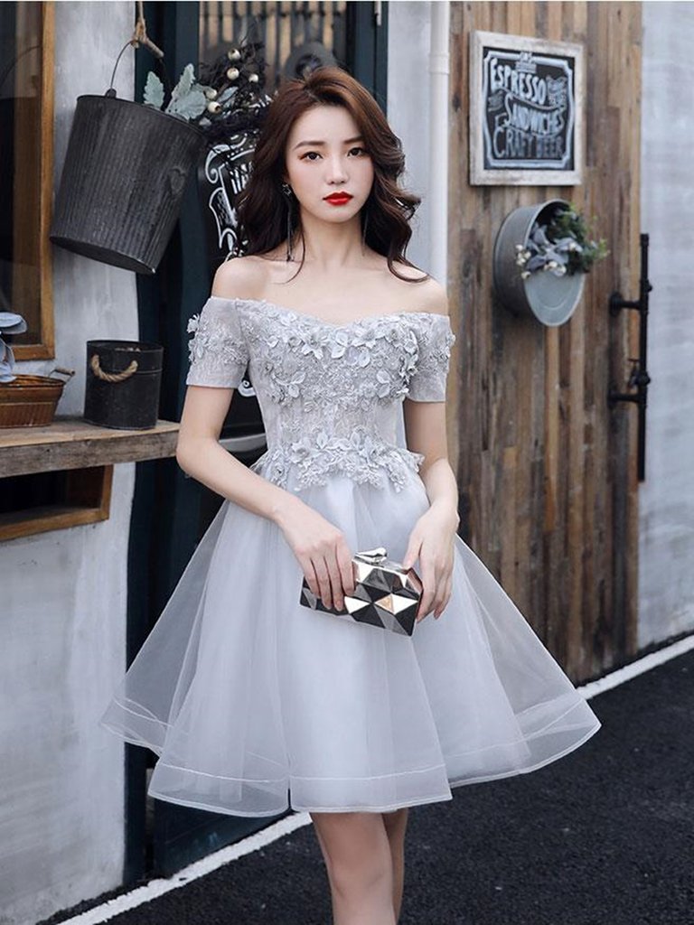 Off Shoulder Short Grey Lace Prom Dresses grey Lace Formal