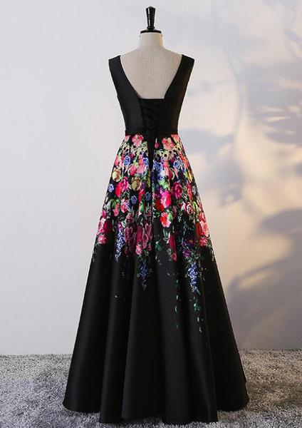 flapper like dress Shop 1920s Dresses Price: $1500-1999 Size:16.5-32-33 BCBG LOVE