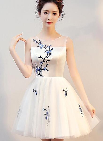 Beautiful White Short Tulle With Blue Embroidery Graduation Dress, Formal Dress