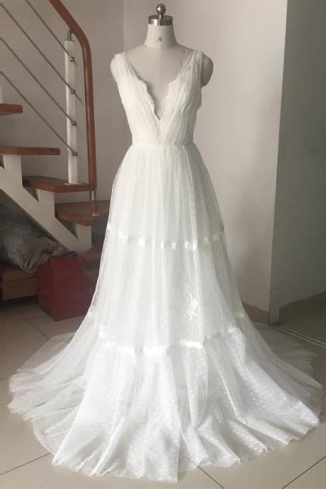 White Tulle A-line Bohemian Wedding Dresses V-neck Backless Tulle Sweep Train Lace Beach Bridal Dress Prom Dress