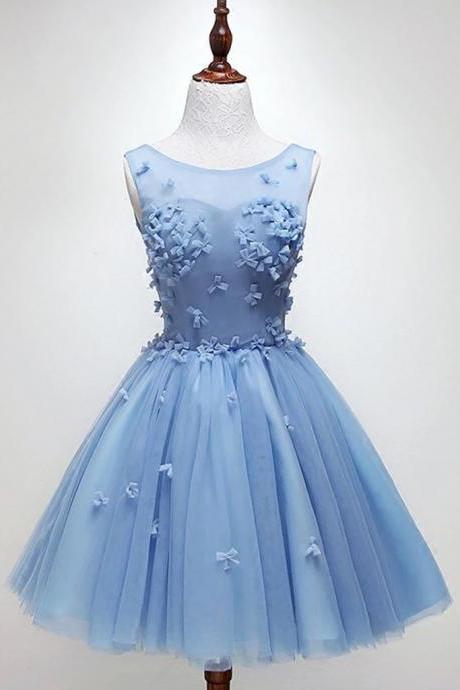 Blue Tulle Round Neck Short A Line Prom Dress, Bridesmaid Dress With Applique