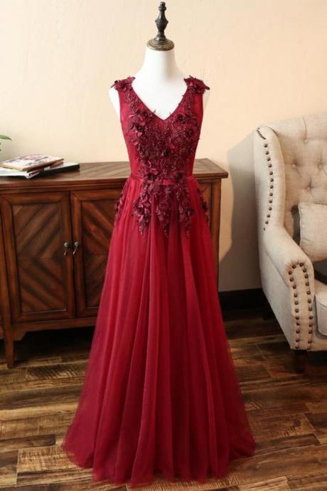 Burgundy Tulle V Neck Long Lace Up Beaded Senior Prom Dress With Applique