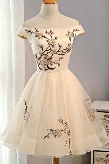 Embroidery Homecoming Dresses,tulle Short Party Dresses,a Line Prom Dresses