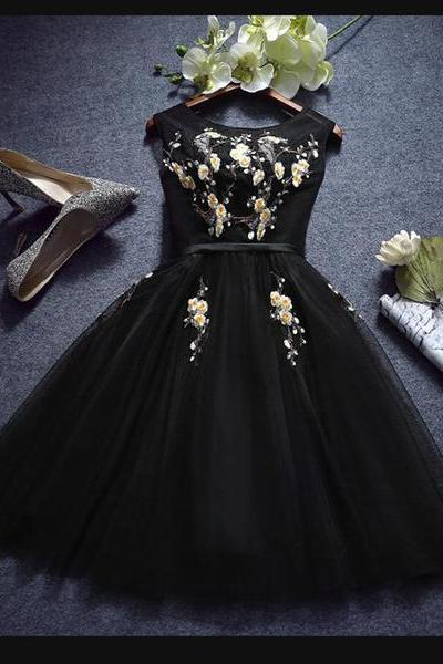 Charming Black Homecoming Dress, Flower Detail Round Neckline Short Prom Dress